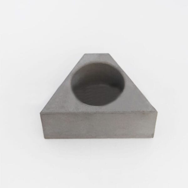 CE2502 - Image 3